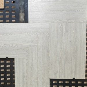 Suelo Vinílico SPC de 5mm, Resistente al Agua, Silencioso, Resistente a los Arañazos, Sistema de Clic, Núcleo Rígido, Fabricante - Product Image 5