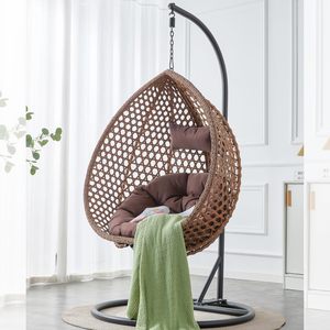 Sedia a dondolo singola in rattan PE dal design moderno, perfetta per terrazze, giardini e patii esterni, ideale per il relax. - Product Image 4