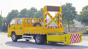 80K Municipal Road Maintenance Safety Truck JMC 4x2 Anti-collision Buffer TMA Crash Attenuator Vehicle - Product Image 5
