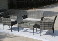 Vente en gros de 4 ensembles de canapés en rotin modernes Design confortable pour manger en plein air Petite table de bar Ensemble de chaises pour jardin/cour