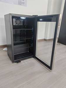 <span class=keywords><strong>Mini</strong></span>-réfrigérateur portable électrique sans givre 98L à faible bruit avec porte vitrée pour usage domestique et hôtelier - Product Image 2