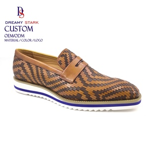 Chaussures en cuir tissé faites à la main Dreamy Stark, couleur personnalisée avec semelle extérieure en EVA pour homme, mariage, bureau - Product Image 1