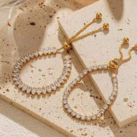 Bracelet de tennis ajustable en acier inoxydable plaqué or 18 carats avec zircone cubique taillée XY 3713