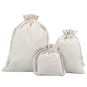 Pochette cadeau en toile de coton mousseline recyclée, en lin, à fond plat, en coton biologique doux, avec cordon de serrage - Product Image 2