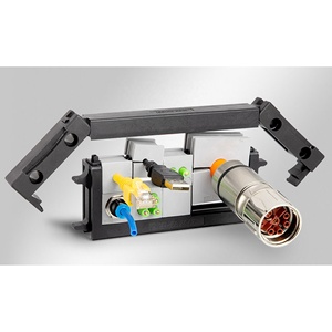 Placa de entrada de cable bibo SVLEC KEL-16 negra de poliamida IP54 UL94 V0 sin halógenos ni silicona, montaje fijo con tornillos - Product Image 5