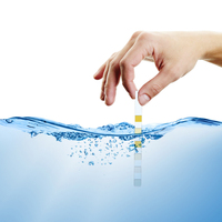 Tiras Reactivas Avanzadas 7 en 1 para Piscinas - Solución Integral para el Mantenimiento de Piscinas, Spas y el Cuidado del Agua