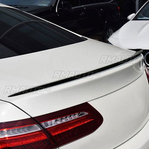 Pour Mercedes Benz Classe E Coupé C238 Spoiler de coffre arrière en fibre de carbone aspect carbone Déflecteur style E53 AMG M4 Noir brillant - Product Image 3
