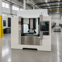 Centre d'usinage, machine de fraisage CNC, machine de fraisage verticale CNC d'occasion, commande CNC