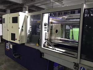 Máquina de Moldeo por Inyección de Plástico de Escritorio Usada <span class=keywords><strong>Krauss</strong></span> Maffei Importada de Europa - Product Image 6