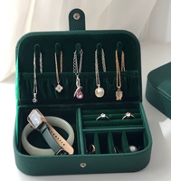 Boîte à bijoux Portable en cuir Pu personnalisé, organisateur de bijoux de voyage, boîte de rangement de bijoux