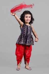Ensemble Kurta pour filles, imprimé floral rouge, coupe trapèze, avec pantalon Dhoti et dupatta, tenue ethnique indienne traditionnelle, tenue de fête - Product Image 6