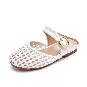 Sandales d'été à bout fermé de style français pour filles, respirantes, en cuir PU tissé, talon plat, antidérapantes, chaussures de plage pour les petites filles - Product Image 5
