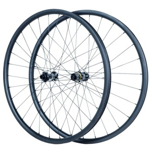 ชุดล้อจักรยานเสือภูเขา<span class=keywords><strong>ค</strong></span>าร์บอนไฟเบอร์ ขนาด 29 นิ้ว BOOST แกนล้อแบบ Barrel Axle 110 148 แบบ Straight Pull 28 รู พร้อมดิสก์เบรกแบบ Center Lock - Product Image 1