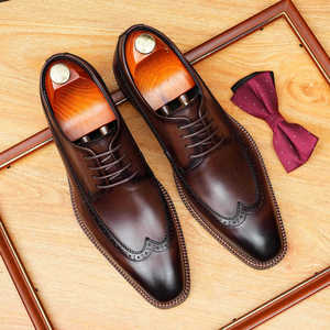 รองเท้าผู้ชายหนังแท้สไตล์อังกฤษหัวแหลม, รองเท้าทางการผ้าปักตกแต่งสีวาดมือลำลองอเนกประสงค์ - Product Image 2