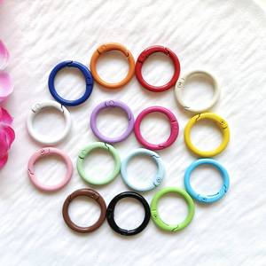 Xinran Jewelry Colorful Metal <b>Key</b> <b>Ring</b> 25mm Spring Buckle Round Fashion Accessory for <b>Bag</b> and Doll Pendant Waterproof - Product Image 1