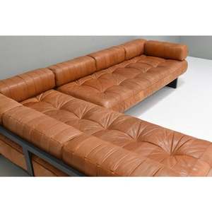 Sofá Chesterfield Industrial en Forma de L, Tapicería de Cuero Genuino, Estructura Metálica Resistente, Dos Plazas, Diseño Moderno para Hotel y Hogar - Product Image 6