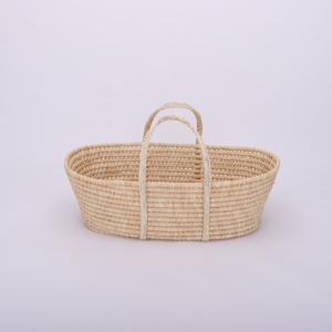 Cesta de dormir hecha a mano de hojas de maíz natural transpirable, moisés para bebé con base oscilante - Product Image 6