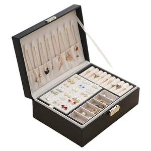 Boîte de rangement pour bijoux en cuir avec plusieurs compartiments, pour colliers, boucles d'oreilles et bagues - Product Image 1