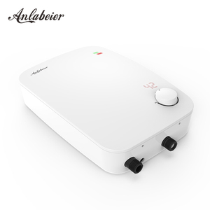 Chauffe-eau électrique sans réservoir compact avec réglage de la température par bouton, indice IPX4, protection contre la marche à sec, pour salon, 5,5 kW, 220-240 V - Product Image 1