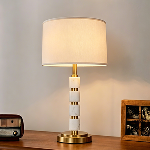 Lampe en métal au design unique en cuivre, nouveau style élégant pour la décoration intérieure, éclairage d'intérieur, taille personnalisée et en promotion - Product Image 1