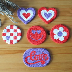 Fabricante Boutique Cup Pad Venta caliente Regalo recomendado Taza personalizada hecha a mano Alfombra Punch Aguja Posavasos Taza Alfombra para beber - Product Image 3