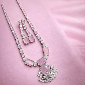 Ensemble de collier et boucles d'oreilles sertis de diamants américains traditionnels, bijoux fantaisie en argent pour femmes et filles - Product Image 4