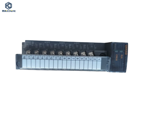 Módulo de Entrada Analógica para Controlador PLC, Nuevo y Original, Q64AD - Product Image 1