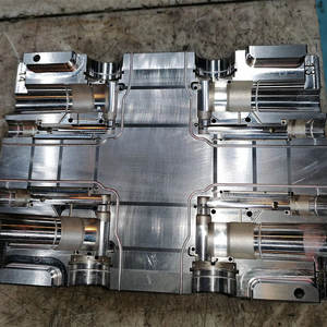 قالب بلاستيكي احترافي لتصنيع رأس مضخة صمام الأيروسول ورشاش الزناد - قالب بلاستيكي للغلاف السفلي - Product Image 3