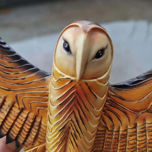 Figurine murale en résine Hibou de grange à ailes déployées, Décoration murale, Figurine animale, Décoration de jardin, Artisanat d'art animalier, Ornement intérieur/extérieur, Cadeau - Product Image 2