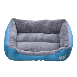 Atacado Luxo Macio Rodada Designer Plush Dog Cat Pet Camas Com Travesseiro Impermeável Macio Cobertor De Cama De Dormir