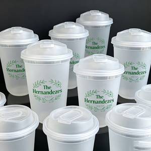แก้วพลาสติกใสพิมพ์โลโก้ตามสั่ง ขนาด 10 ออนซ์ สำหรับกาแฟ ชานมไข่มุก เครื่องดื่ม ร้านกาแฟ พร้อมฝาปิด แก้วพลาสติก PET รูปตัว U สำหรับซื้อกลับบ้าน - Product Image 1