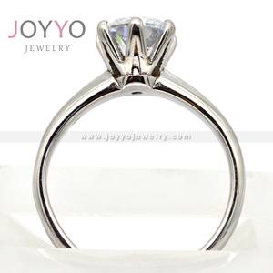 Anello di Fidanzamento Moderno in Moissanite di Alta Qualità, Placcato Oro in Acciaio Inossidabile, Fede Nuziale per Uomo e Donna - Product Image 6