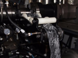 ماكينة حقن نعال الأحذية المطاطية الأوتوماتيكية بالكامل مع مكونات PLC الأساسية، إنتاجية 30 كجم/ساعة، ضمان لمدة سنة من الشركة المصنعة - Product Image 5