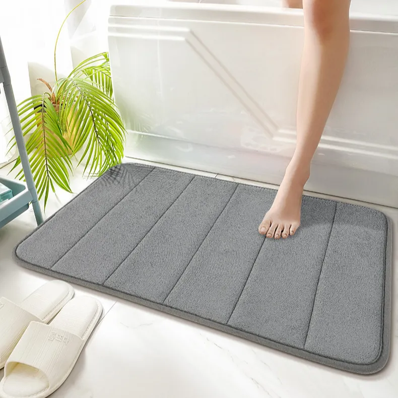 Commercio all'ingrosso antiscivolo Design stampa personalizzata Memory Foam moderno morbido imbottito a righe tappetino da bagno Set tappeto da bagno pavimento di alta qualità