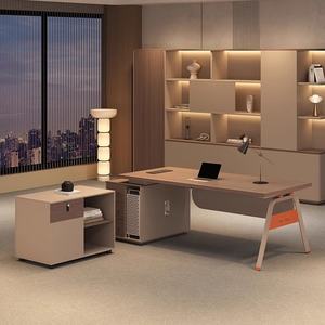 <span class=keywords><strong>Silla</strong></span> de <span class=keywords><strong>escritorio</strong></span> de oficina de <span class=keywords><strong>diseño</strong></span> moderno y sencillo de lujo ligero, combinación de <span class=keywords><strong>escritorio</strong></span> de Gerente Ejecutivo personalizable - Product Image 4