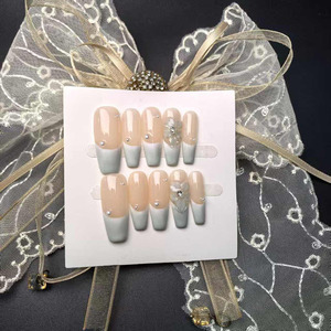 <span class=keywords><strong>Uñas</strong></span> Postizas Largas Hechas a Mano al por Mayor, <span class=keywords><strong>Diseño</strong></span> Artificial Nuevo y Bonito para Dedos, Disponible en Varios <span class=keywords><strong>Colores</strong></span> - Product Image 1