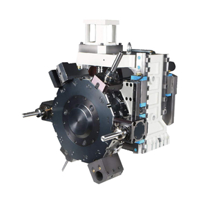 La torreta de potencia del eje Y y la cabeza de herramienta son móviles y están equipadas con torretas servo BMT40, BMT45 y BMT55. - Product Image 1