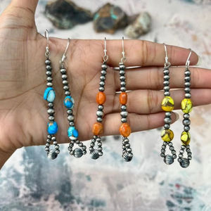 Boucles d'oreilles pendantes en argent sterling 925 faites à la main avec pierres naturelles améthyste, grenat et perles d'eau douce pour mariage, fête ou cadeau - Product Image 1