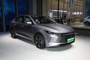 Véhicules chinois <span class=keywords><strong>de</strong></span> luxe à énergie nouvelle Byd Destroyer 05 2024 DM-i Honor 120 km Luxe 1.5L L4 PHEV à vendre - Product Image 2