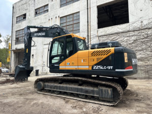 Hàn Quốc gốc Hyundai 220lc-9s/9t <span class=keywords><strong>21T</strong></span> Cummins động cơ bánh xích máy xúc sử dụng 1.05m xô 112kw điện - Product Image 5