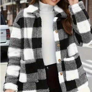Giacca Invernale Spessa e Calda in <span class=keywords><strong>Pile</strong></span> Sherpa a Doppia Faccia per Donna, Cappotto con Colletto, Bottoni e Stampa a Quadri con Doppia Tasca 2026 - Product Image 1