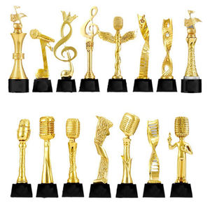 مصنع كؤوس الجوائز لكرة القدم وكرة السلة والجولف، مصنع مخصص للكؤوس والجوائز الرياضية من الراتنج والميداليات المصبوبة - Product Image 3