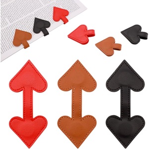 Cute Cartoon Heart-Shaped Mixed Colors PU Leather Magnetic Clip Reusable Silk Screen Printed Bookmarks Fashion Christmas Gift