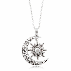 <span class=keywords><strong>Collana</strong></span> <span class=keywords><strong>Sole</strong></span> <span class=keywords><strong>e</strong></span> <span class=keywords><strong>Luna</strong></span> in Argento <span class=keywords><strong>e</strong></span> Oro <span class=keywords><strong>con</strong></span> Diamante, Gioielli Classici Ghiaccio <span class=keywords><strong>e</strong></span> Fuoco per Anniversari, Realizzati in Lega - Product Image 4