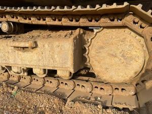 Excavatrice sur chenilles Hyundai 350LVS d'occasion à bas prix, 35 tonnes, pelle hydraulique économique, excellent brise-roche, certifiée CE - Product Image 5