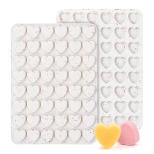 Molde de silicona para chocolate y gomitas, con 48 cavidades en forma de corazón, grado platino LFGB, antiadherente, libre de BPA, de la fábrica MUYULINS. - Product Image 1