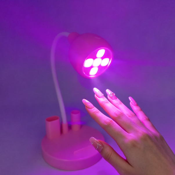 Fast Curing 18W UV LED Nail Lamp 360° Rotating Clip Light Rechargeable Manicure Lamp for Salon Professional Use