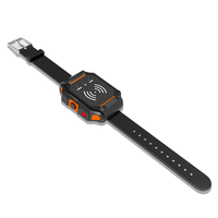 Lector de RFID UHF Portátil y Compacto con Sistema Android, Resistente al Agua IP65, Escáner de Reloj de Pulsera para Gestión de Inventario y Gestión de Activos