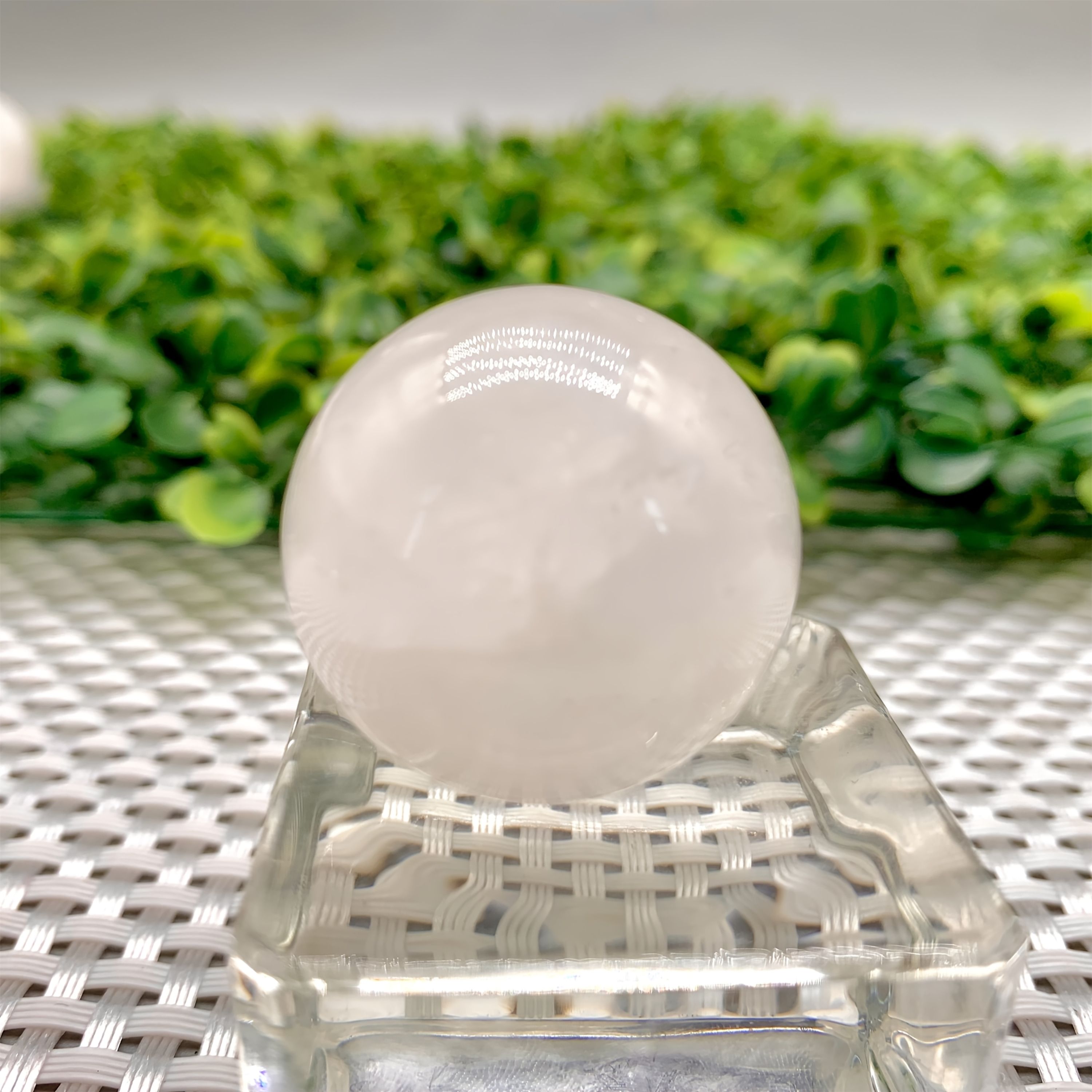 ลูกแก้วคริสตัลสีขาว Phantom Snow White