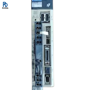 Servoaccionamiento de Alto Rendimiento SGD7S-R90A10A002 SGD7S-1R6A10A002 SGD7S-2R8A10A002, Amplificador de Movimiento Industrial para Automatización de Maquinaria - Product Image 1